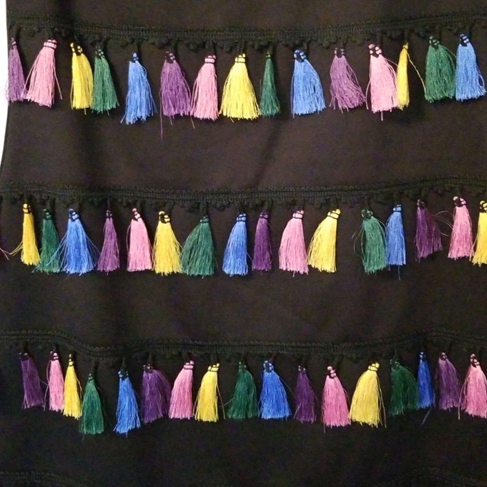 Clothes - Picture 3 of 3